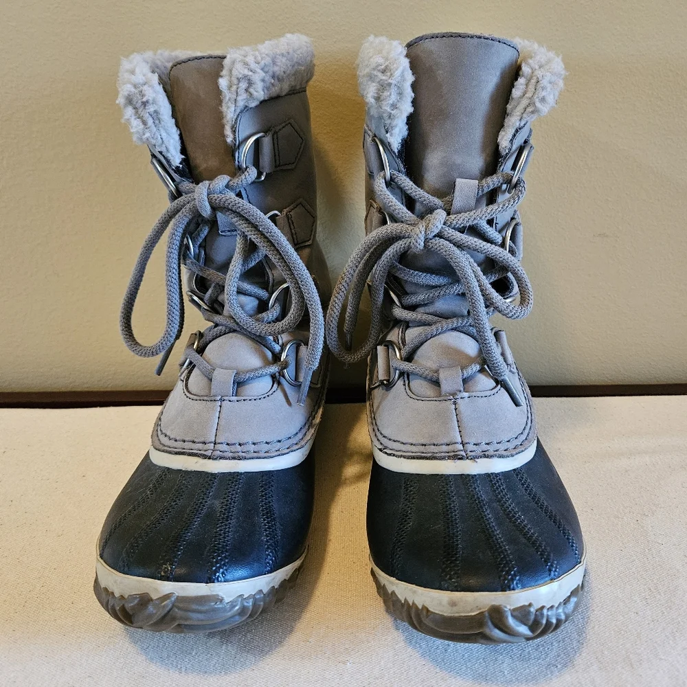 Sorel Caribou Slim Gray Leather Waterproof Boots – Women’s 7.5 - Picture 3 of 13